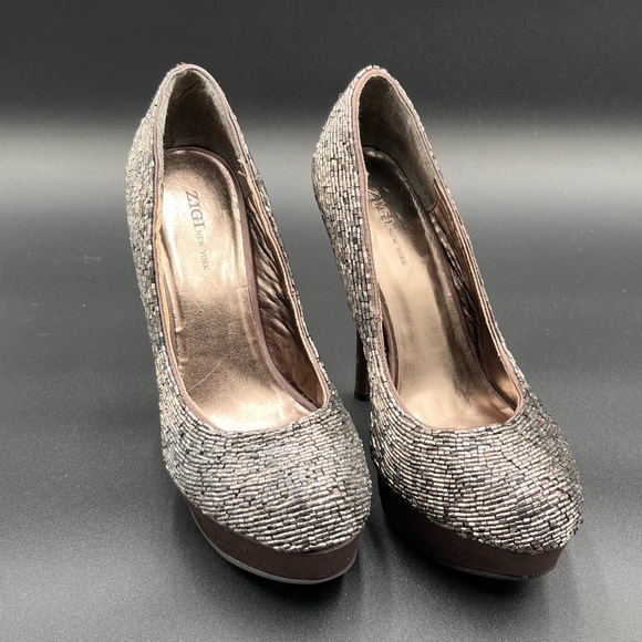 ZIGI NY grey satin lower platform with beaded upper closed round toe heels - Picture 2 of 8